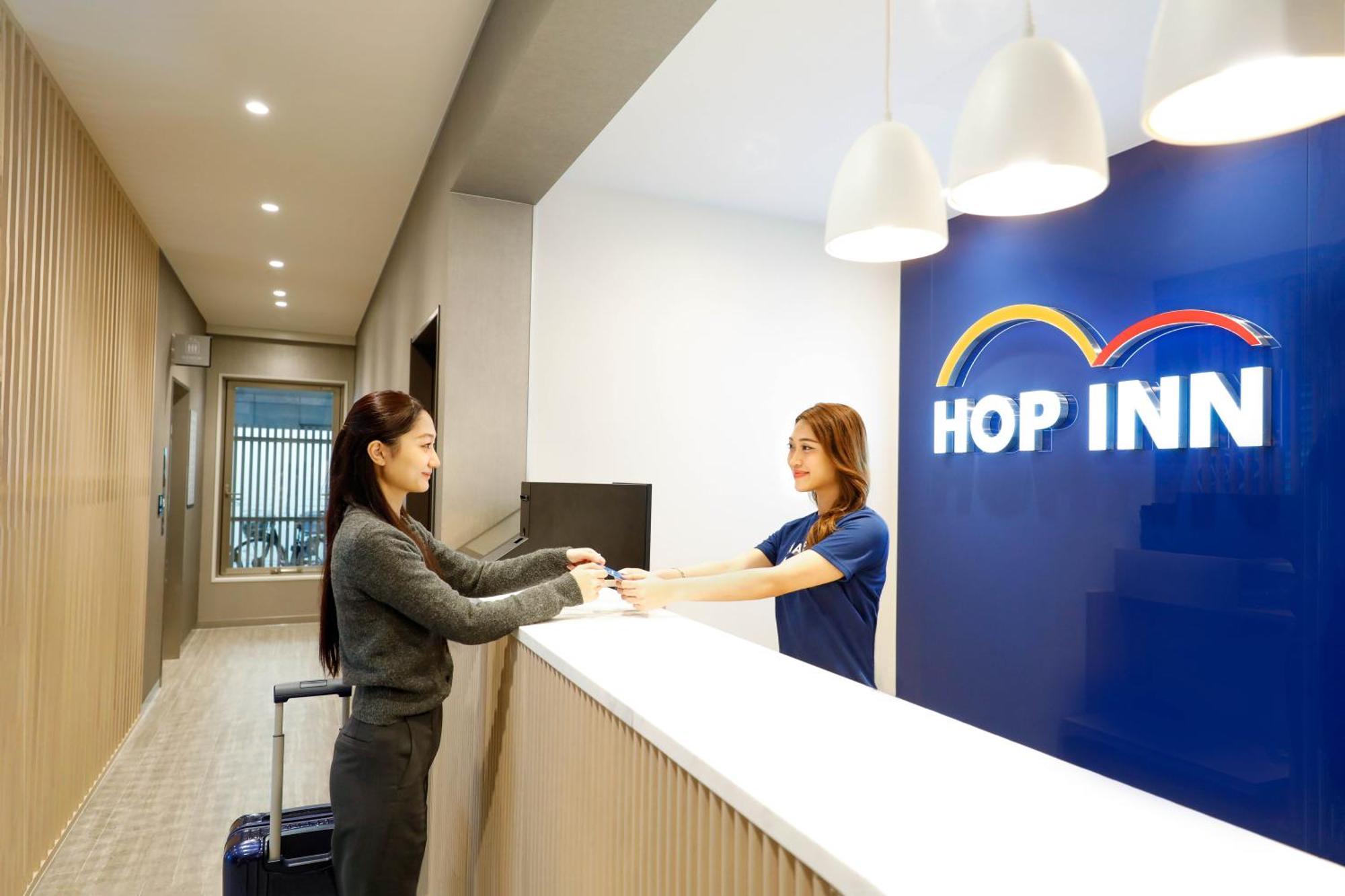 Hop Inn Tokyo Iidabashi Bagian luar foto